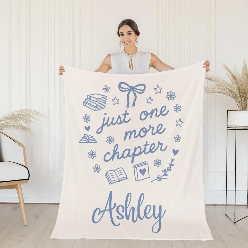 Personalized Book Lover Fleece Blanket: Cozy Reading Throw